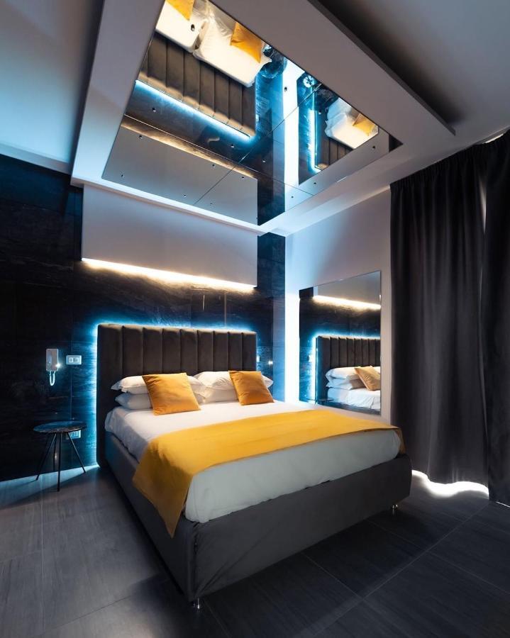 Intimity Luxury Rooms Qualiano Exteriör bild
